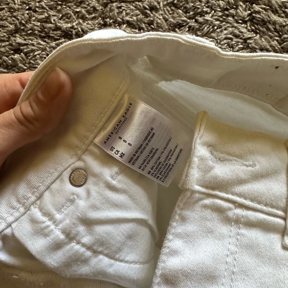 American Eagle Outfitters Frayed Hem White Mini Skirt - Picture 3 of 4